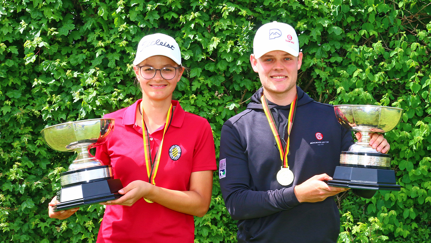 Die beiden ersten Titelträger des Jahres: Romy Sander und Leo Böhm sind die Deutschen Lochspielmeister 2026.
