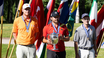Tim Wiedemeyer gewinnt die Europameisterschaft der Männer im finnischen Hämeenlinna vor dem Niederländer Nevill Ruiter (links) und dem Italiener Riccardo Fantinelli (rechts).